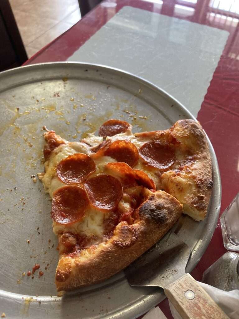 Rezzini’s Pizzeria photo 4